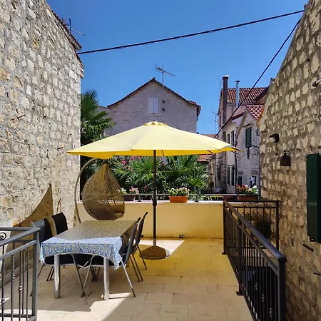 Apartments Marin Trogir Exterior photo