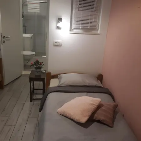 Apartments Marin Trogir Room photo